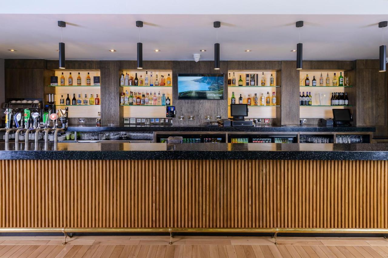 Glashaus Hotel Tallaght Eksteriør billede