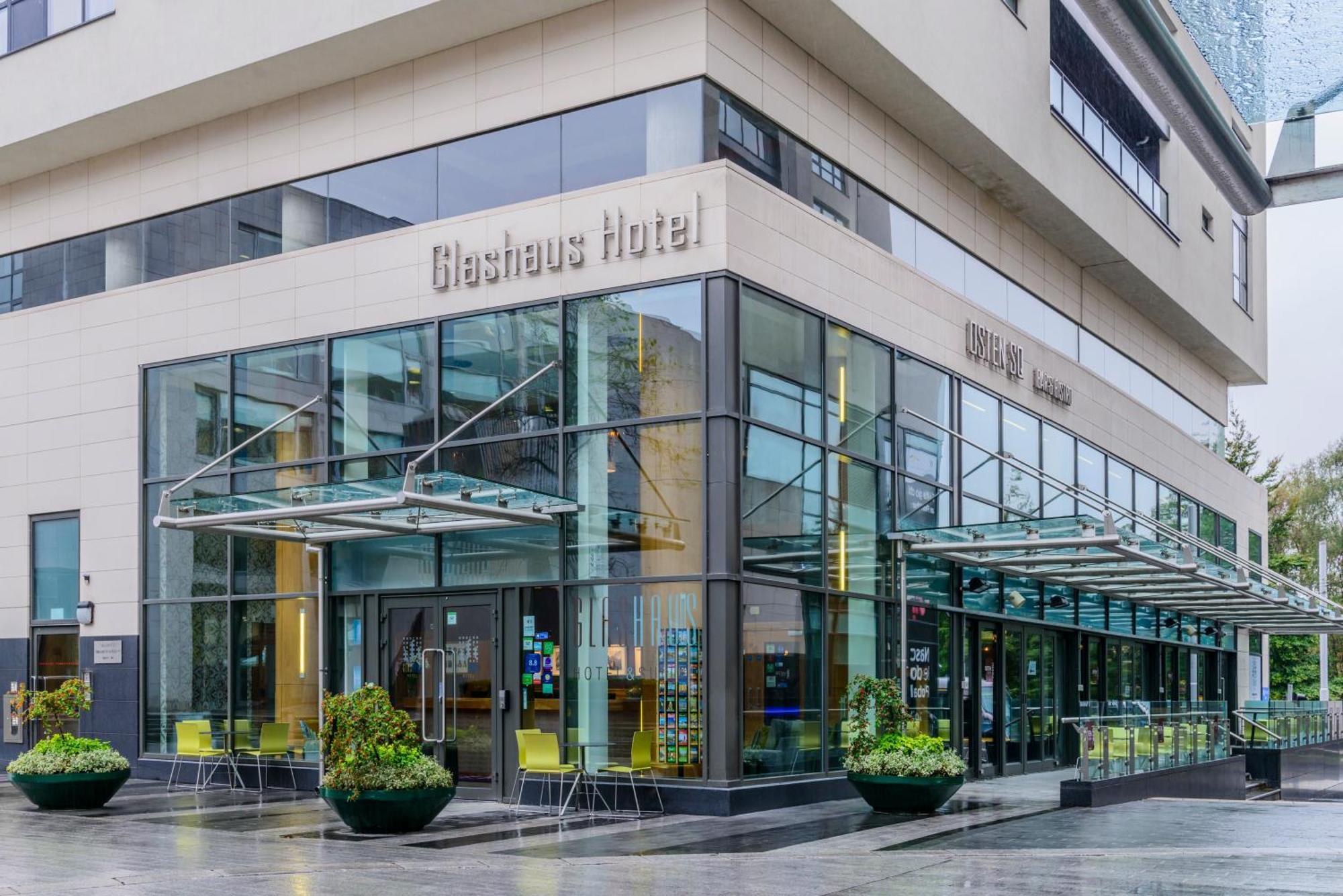 Glashaus Hotel Tallaght Eksteriør billede